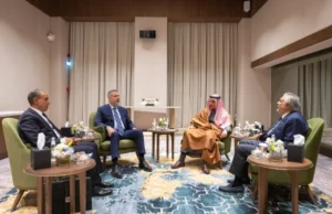 Dowladaha Carabta oo dhisaya isbaheysi Islaami ah oo awood badan.