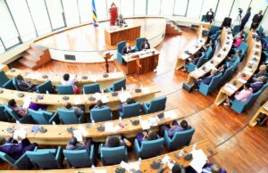 Maxaa ka jira in Dalalka xubnaha ka ah EAC in ay bixinayaan Mushaarka Xildhibaannada Dalladaas?