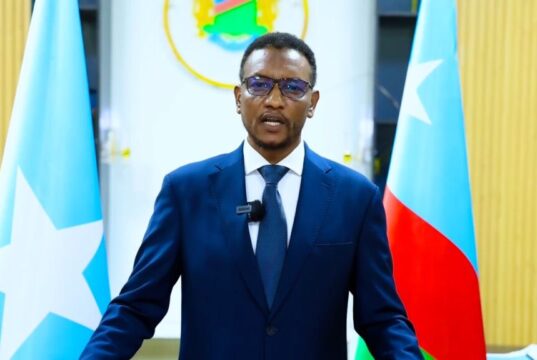 Maamulka Koofur Galbeed oo sheegtay in ay hakisay wadashaqaynta kala dhaxaysa Dowladda Federaalka.