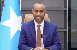Wasiir Jaamac ayaa u jawaabay Madaxweyne Latagareen oo shalay dhaliilay Dowladda Federaalka.