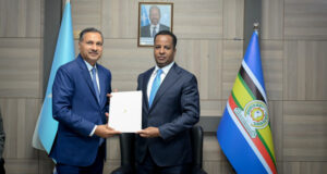 Soomaaliya iyo Hindiya oo Xoojinaya xariirka kadhexeya labada Dal.