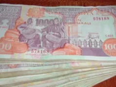 Dadka reer Baydhabo oo lagu amray in la isticmaalo Lacagta Shillin Soomaaliga ah.