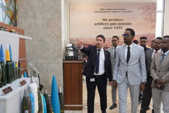 Soomaaliya & Turkiga oo iska kaashanaya soosaarka Hubka casriga ah