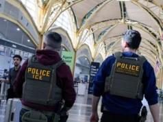 Dood qaanuuni ah oo ka taagan Haweenay & Carruurteeda ay Maxkamad Fasaxday balse Trump uu doonayo in uu masaafuriyo