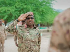 Taliyaha ciidamada xoogga ayaa booqasho ku tagay degmada Xuddur ee Gobolka Bakoo.