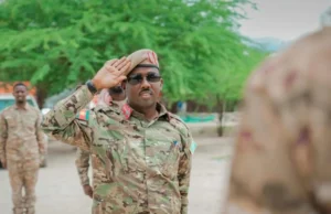 Taliyaha ciidamada xoogga ayaa booqasho ku tagay degmada Xuddur ee Gobolka Bakoo.