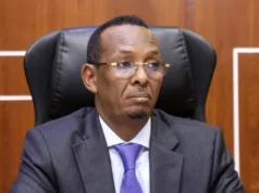 Sanbalooshe oo kahadlay dagaalka ay Dowldu ay kula jirto AS.