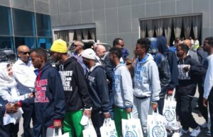 174 Muwaadin oo ku Dhibaataysnaa Libya oo dalka dib loogu soociliyey .