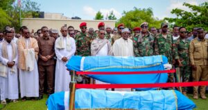 Sawiro;-Saraakiil Ka Tirsan CXD Oo Aas Qaran Loogu Sameeyay Baydhabo