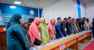 Sawiro;-95 ka xubnood ee Golaha Wakiilada Koofur Galbeed oo si rasmi ah maanta loo dhaariyay.