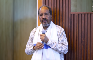 MW Xasan Sheekh “Amniga hala ilaaliyo oo yaan dib loogu noqon wixii lasoo maray”
