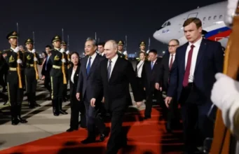 Madaxweynaha Ruushka oo gaaray magaalada Beijing ee dalka China.