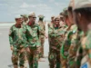 Sawiro;-Taliyaha Ciidanka Xoogga Dalka Soomaaliya oo gaaray Dhuusamareeb.