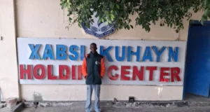 Waaxda dambi-baarista ee CID ee muqdisho oo gacanta ku dhigay eedeysane lagu tuhunsan yahay dil ka dhacay gobolka Hiiraan.