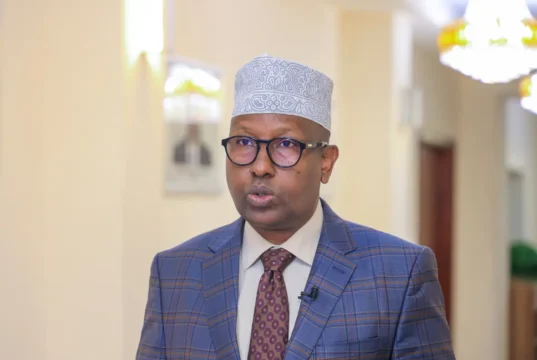 Wasiir Fiqi “Shirka Madaxda & Mucaaradku waxa uu ka dhacayaa Dhul Dowladdu ka taliso”