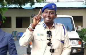 Booliiska oo ku hanjabay in uu xirayo Ragga hubaysan ee dibadbaxayaasha la socda