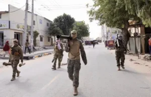 Dowladda Soomaaliya: Howlgal ka dhan ah kooxo hubeysan oo mucaaradku abaabuleen ayeey ku sheegeen inuu gabagabo maraya