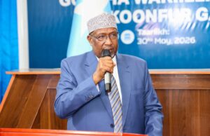 Aadan Madoobe ayaa loo doortay Hogaamiya Koofur Galbeed.