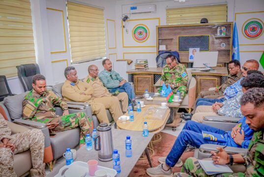 Sawiro;-Guddoomiyaha Baydhabo oo Ka Qeybgalay Shir Lagu Adkeynayo Amniga Koonfur Galbeed