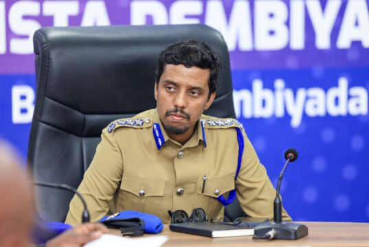 Sawiro;-Taliyaha ciidanka booliiska soomaaliyeed oo faray cid-da dardargelinta baaritaannada dambiyada abaabulan