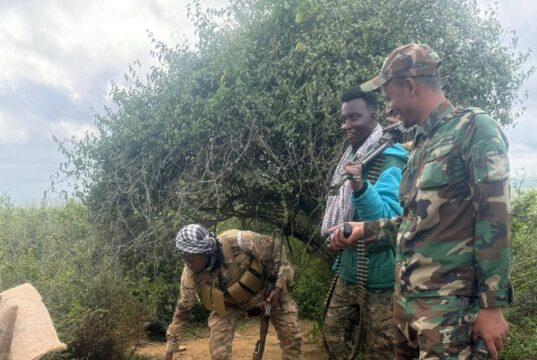 Sawiro;-Ciidanka Booliiska Birmadka oo la wareegay xero ay deganaayeen Daraawiishta Baydhabo
