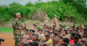 Sawiro;- Dowladda Soomaaliya oo Tababar uga Furtay Baydhabo Boqolaal Askari.