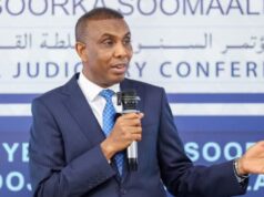 RW Xamsa Cabdi Barre oo ku wajahan Dhuusamareeb
