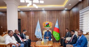 Hoggaamiyaha Koonfur Galbeed oo Madaxtooyada ku Qaabilay Wafdi ka Socda Qaramada Midoobay.
