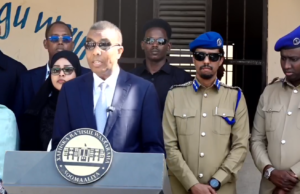RW Xamsa oo daahfuray Imtixaanka Dugsiga sare oo sanadkaan ay galayaan 44,136 Arday