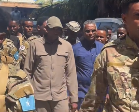 Agaasime Mahad Salaad oo soo sagootiyay Ra’iisul wasaare hore Kheyre