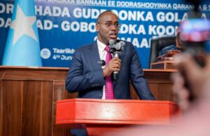 Sawiro;-Aadan Xasan Maxamed oo loo doortay Guddoomiye Ku-xigeenka Koowaad ee Baarlamaanka Koonfur Galbeed