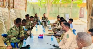 “Saraakiisha laamaha amniga Baydhabo ayaa yeeshay kulan looga hadlay amniga magaalada.”