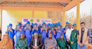 Sawiro;-Wasaaradda caddaaladda kgs oo qalin-jebisay 30 maxbuus oo dhammaystay tababar xirfadeed