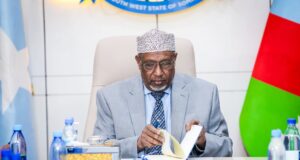 Sawiro;-Hoggaamiyaha Koonfur Galbeed oo Kulan La Qaatay Golihii Xukuumaddii Hore