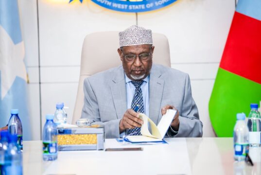 Sawiro;-Hoggaamiyaha Koonfur Galbeed oo Kulan La Qaatay Golihii Xukuumaddii Hore