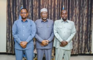 Hoggaamiyaha Koonfur Galbeed oo la kulmay Guddoomiyihii hore ee Deegaanka Awdiinle oo ka Goostay Lafta gareen.