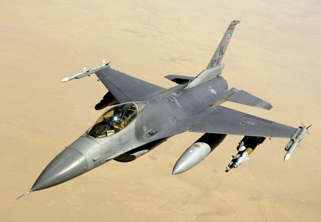 Diyaarad-F-16