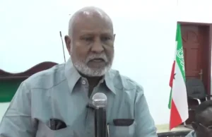 Guddoomiyihii Golaha Guurtida Maamulka Waqooyi Galbeed SOOMAALIYA oo is casilay