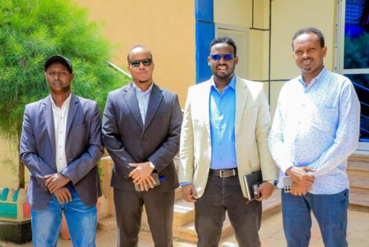Sawiro;-Wasiir ku-xigeenka beeraha oo Baydhabo ka daah-furay tababar maaliyadda beeraha
