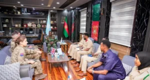 Taliyaha Ciidanka XDS ayaa kulan la qaatay Taliyaha Howlgallada Dowladda UK Ee Soomaaliya.