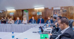 Sawiro;-Guddiga Doorashooyinka Qaranka oo Kulan La Qaatay Beesha Caalamka