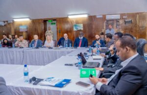 Sawiro;-Guddiga Doorashooyinka Qaranka oo Kulan La Qaatay Beesha Caalamka
