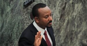 Itoobiya oo Dastuurkeeda ka saartay Qodobka ogolaanaya inay go’aan Ismaamullada