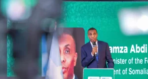 RW Xamsa “Waxaan diidnay in aan Dad dibadda ka keensano oo Dowladnimadeeda ka shaqeeyaan”