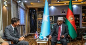 Dowladda UK oo sheegtay in ay Soomaaliya ka taageerayso ka hortaga weerarada AS