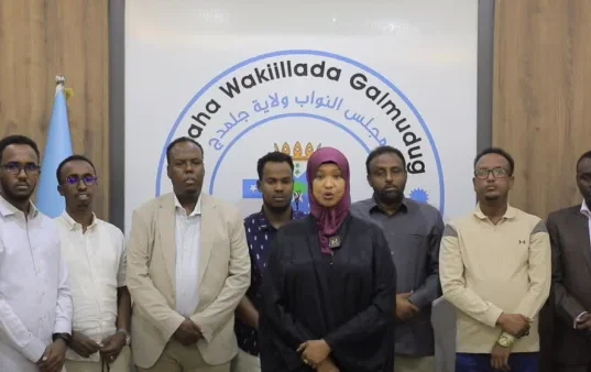 Mas’uuliyiin ka tirsan Dowladda Federaalka iyo Galmudug oo ka horyimid safarka Deni ee Dhinowda.