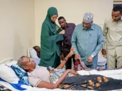 Hogaamiye Adan Madoobe oo Isbitaalada ku booqday qaar ka mid ah ciidankii ku dhaawacmay dagaalkii ka dhacay Baydhabo.