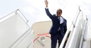 Madaxweyne Xasan Sheekh Maxamuud oo u safray Serbia