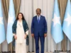 Madaxweynaha Soomaaliya, oo maanta Xarunta Madaxtooyada Qaranka warqadaha aqoonsiga Danjirenimo kaga guddoomay safiirro cusub oo ka socday Toddobo dal.