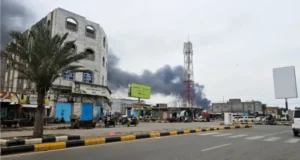 Xuutiyiinta ayaa gantaallo ku weeraray magaalada Mukha ee Yeman